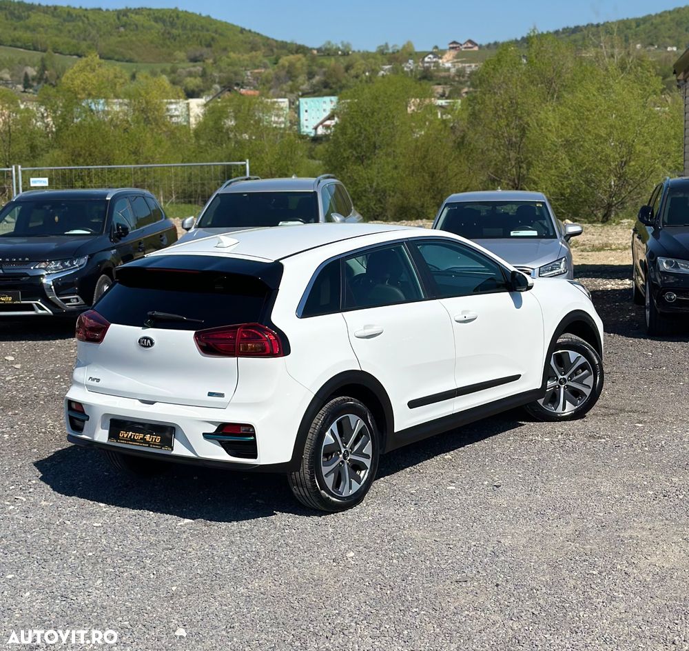 Kia Niro - 28