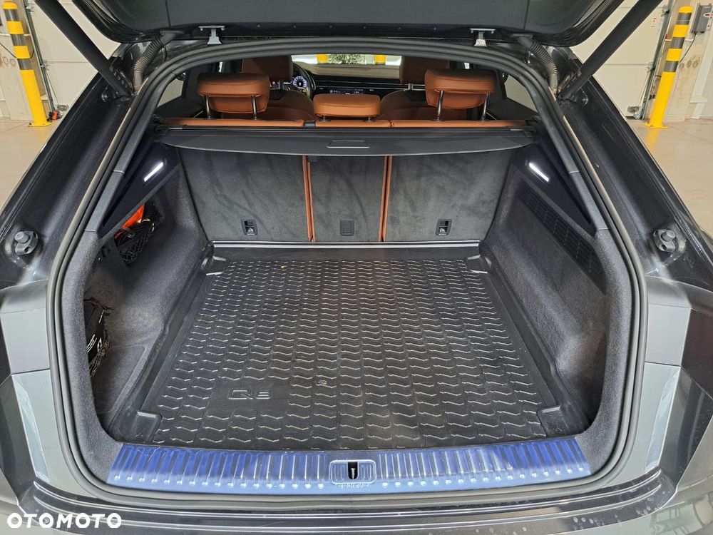 Audi Q8 55 TFSI mHEV Quattro Tiptronic - 12