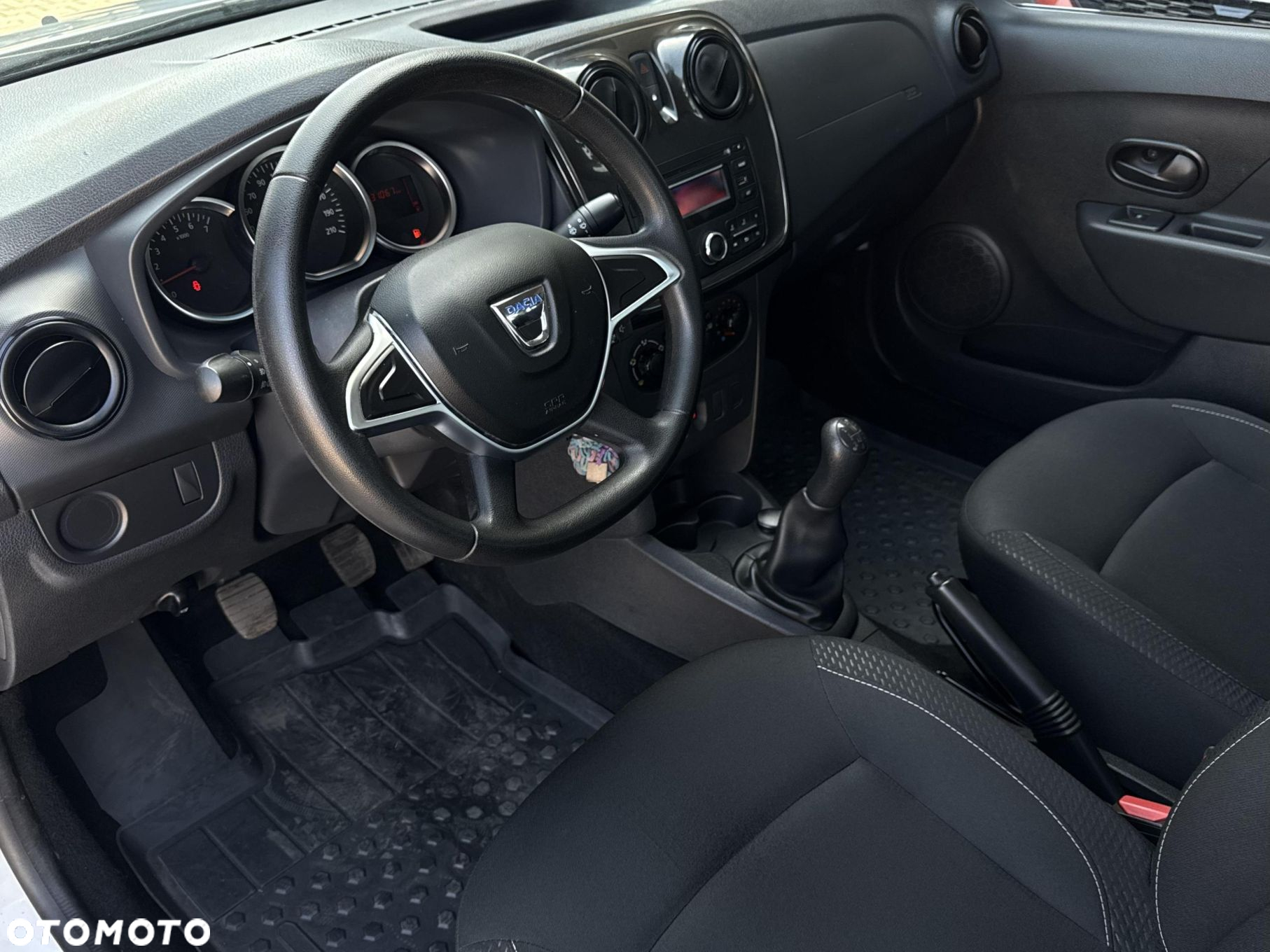 Dacia Logan 1.0 SCe Open - 9