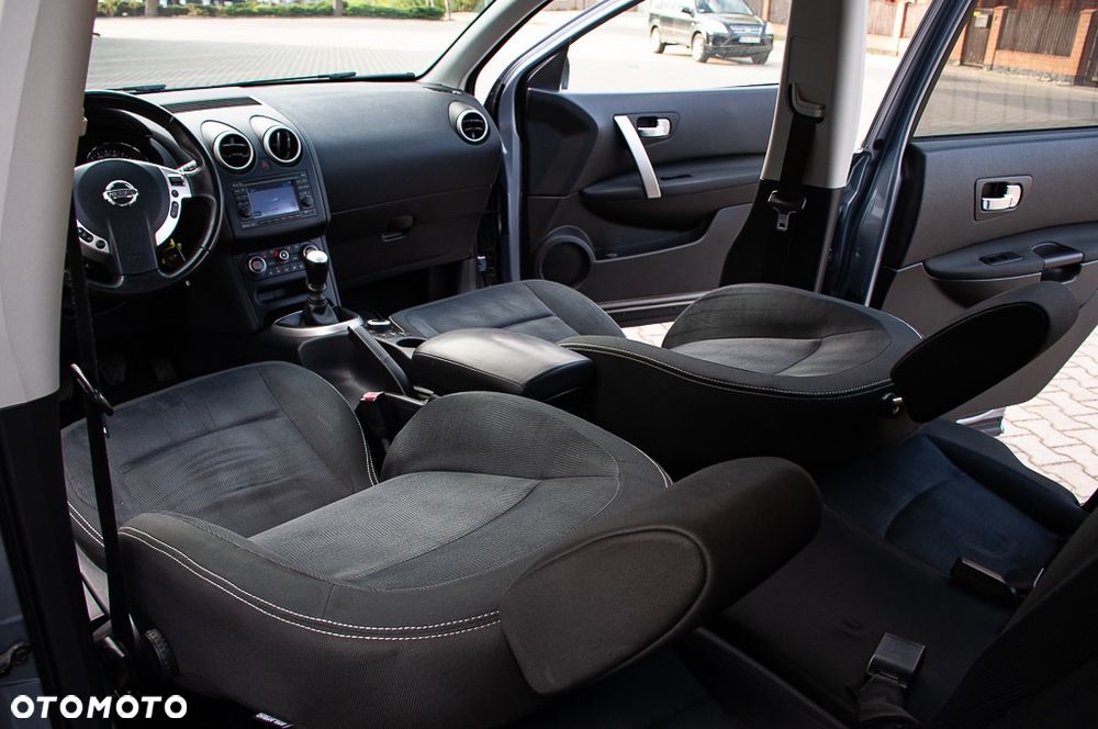 Nissan Qashqai+2 2.0 Acenta - 29