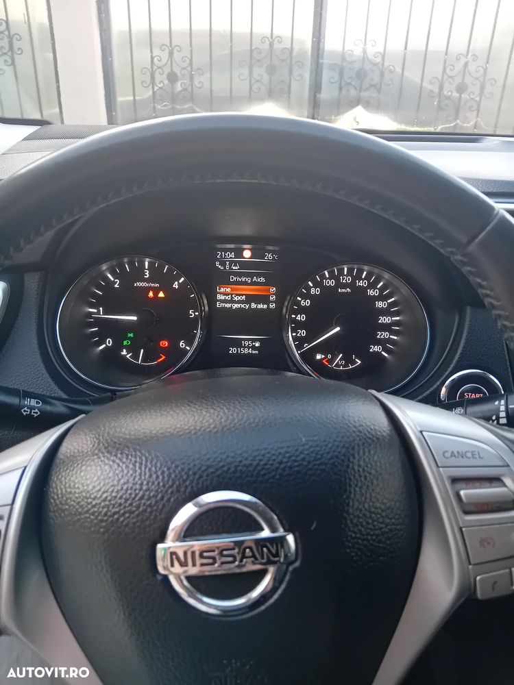 Nissan Qashqai 1.5 DCI Start/Stop Tekna - 15