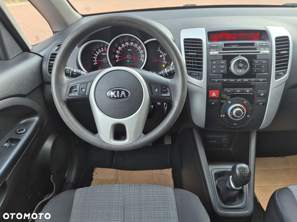 Kia Venga 1.6 Business Line - 27