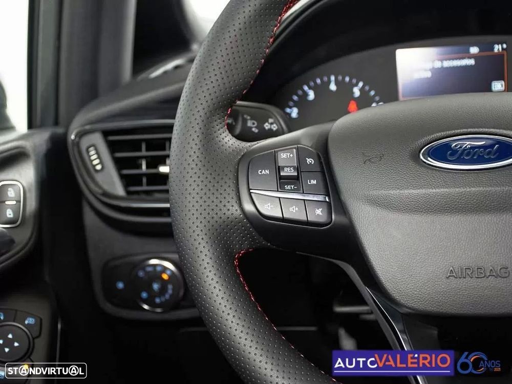 Ford Fiesta 1.0 EcoBoost ST-Line - 17