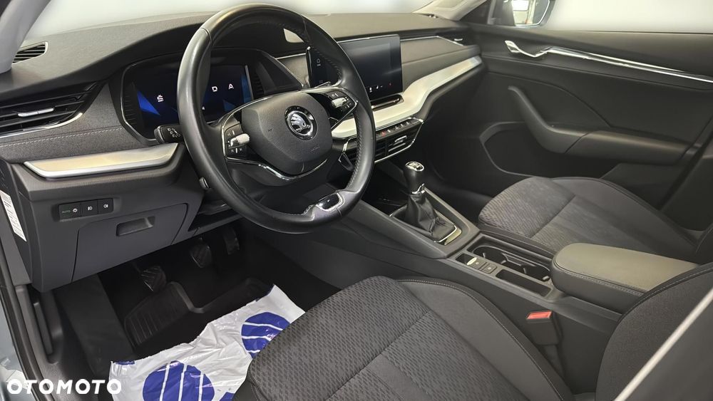 Skoda Octavia 1.5 TSI ACT Style - 10