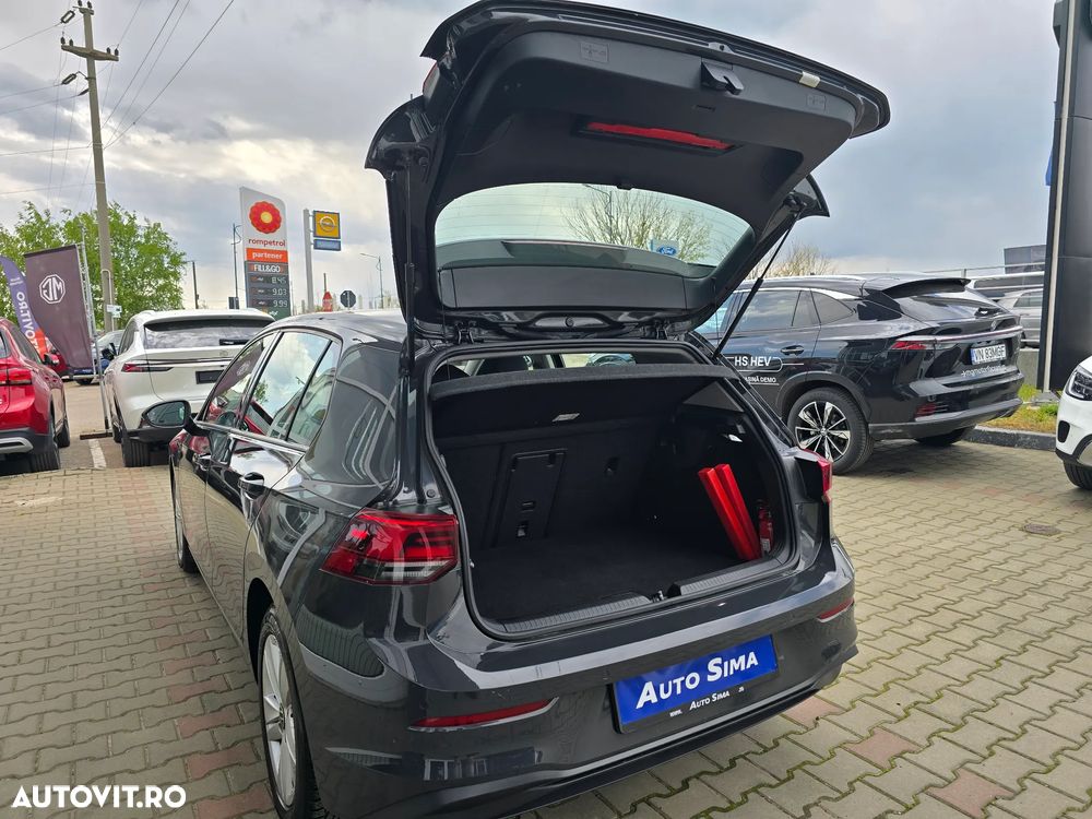 Volkswagen Golf - 15