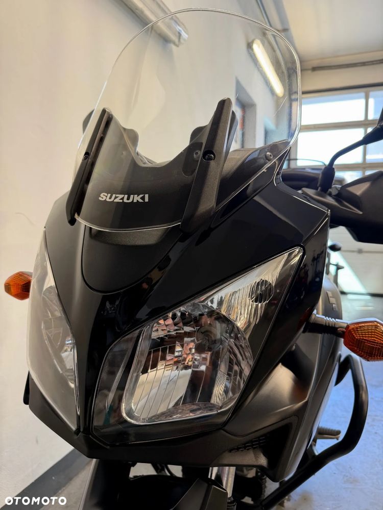 Suzuki V-STROM - 23
