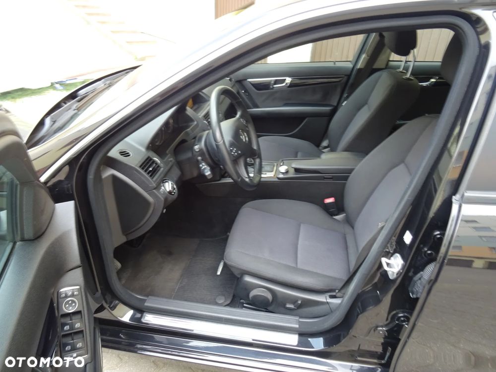 Mercedes-Benz Klasa C 200 CDI DPF Automatik BlueEFFICIENCY - 6