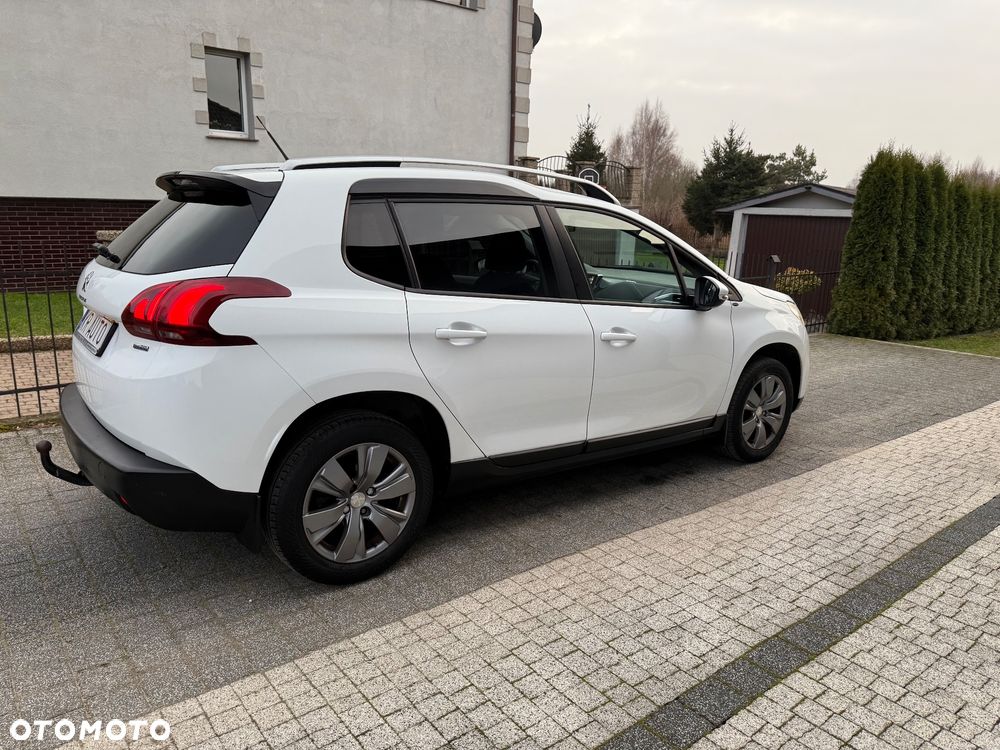 Peugeot 2008 BlueHDi 100 STOP & START Active - 5