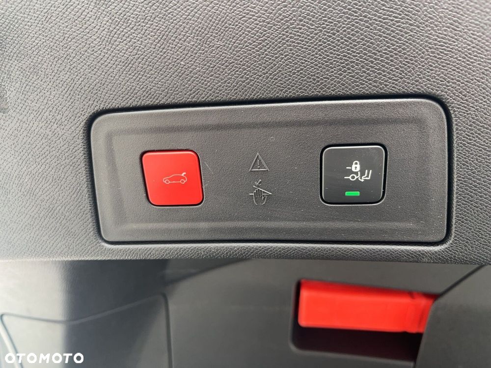 Peugeot 508 1.6 PureTech Allure S&S EAT8 - 28
