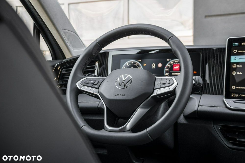 Volkswagen Tiguan - 21