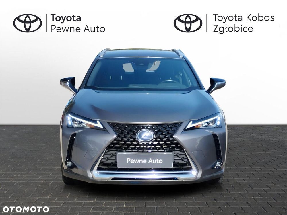 Lexus UX - 3
