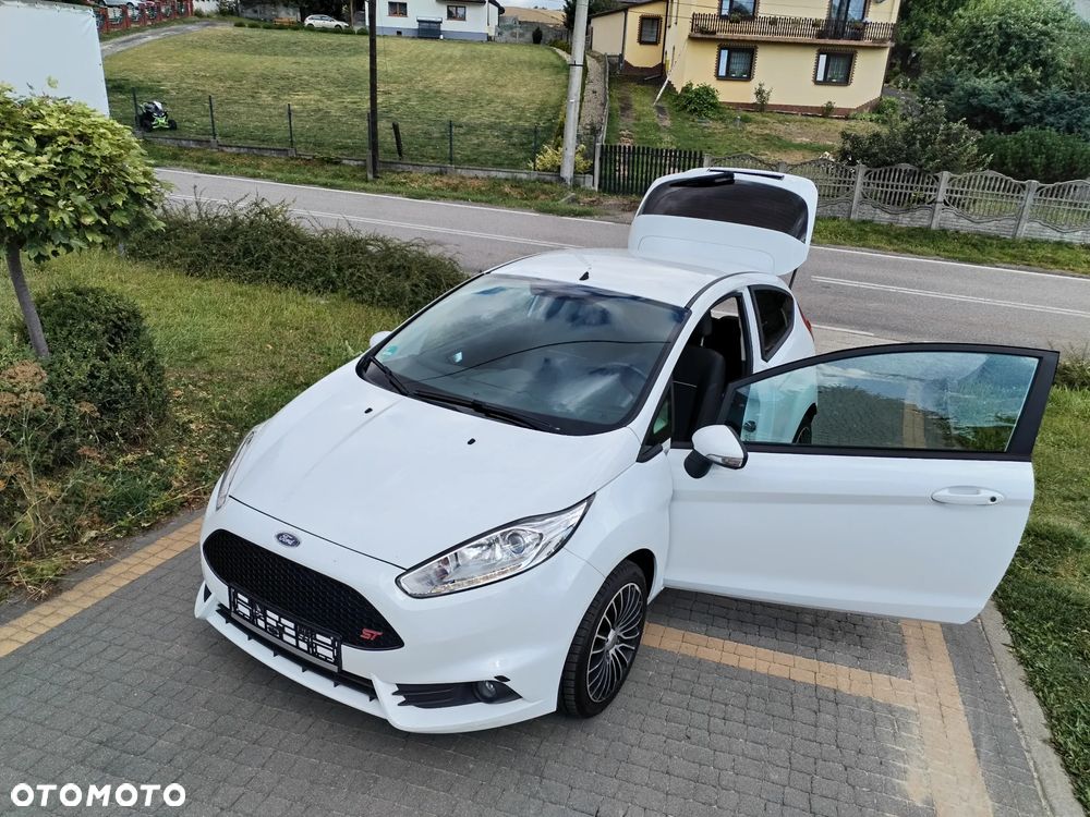 Ford Fiesta - 39