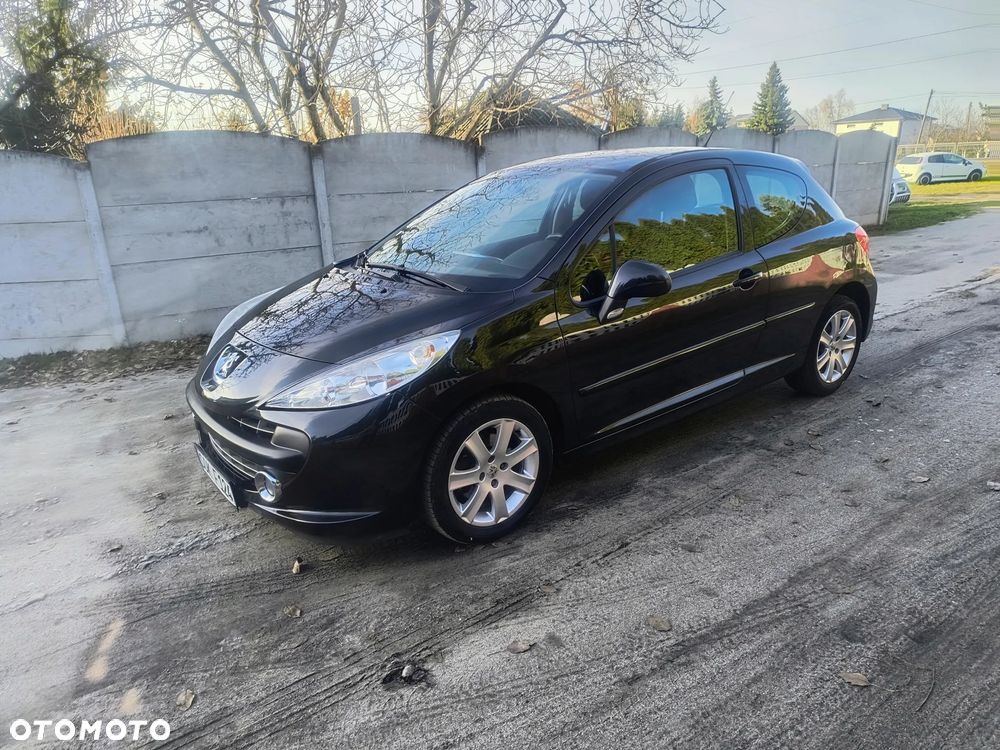 Peugeot 207 110 HDi FAP (Blue Lion) Platinum - 13