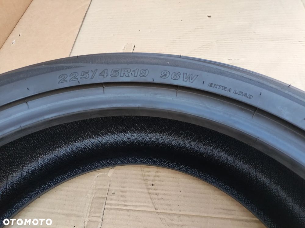 OPONA LETNIA WESTLAKE Z107 225/45 R19 96W 2025 - 12