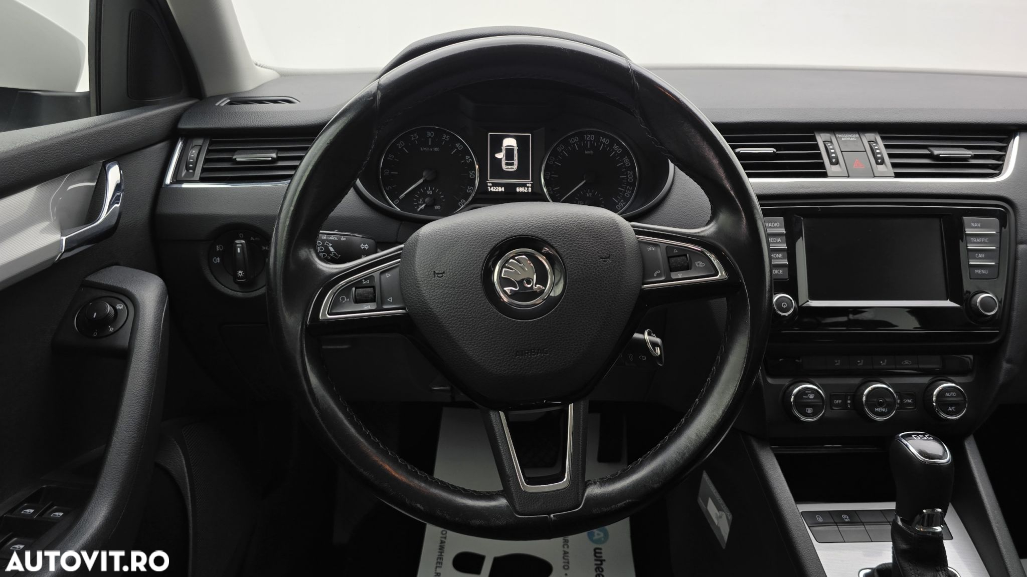 Skoda Octavia 1.6 TDI DSG Ambition - 15