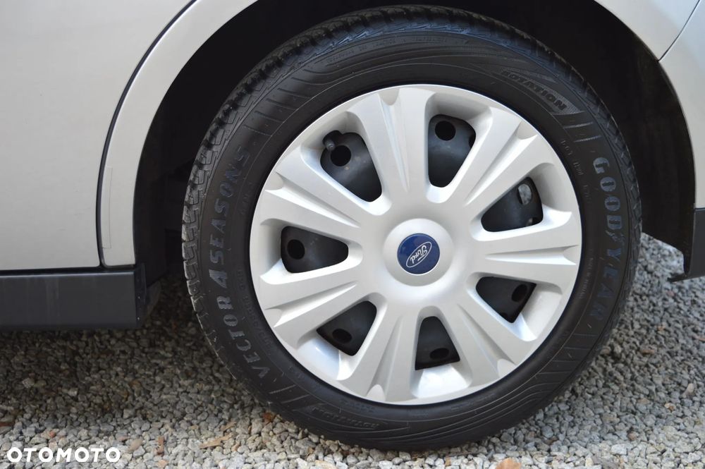 Ford C-MAX 1.0 EcoBoost Start-Stopp-System Champions Edition - 36