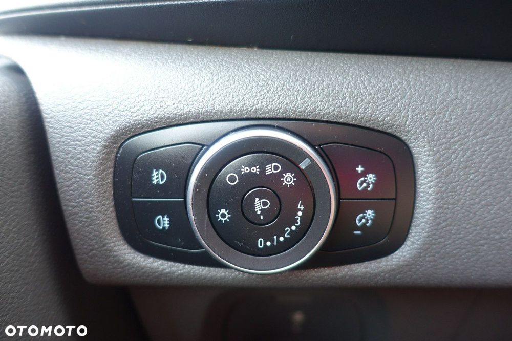 Ford Transit Custom - 19