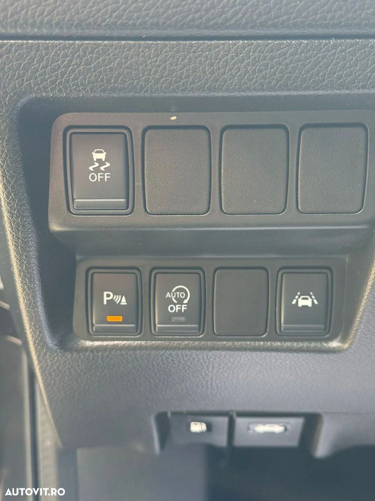 Nissan Qashqai 1.6 DCI Start/Stop Tekna - 18