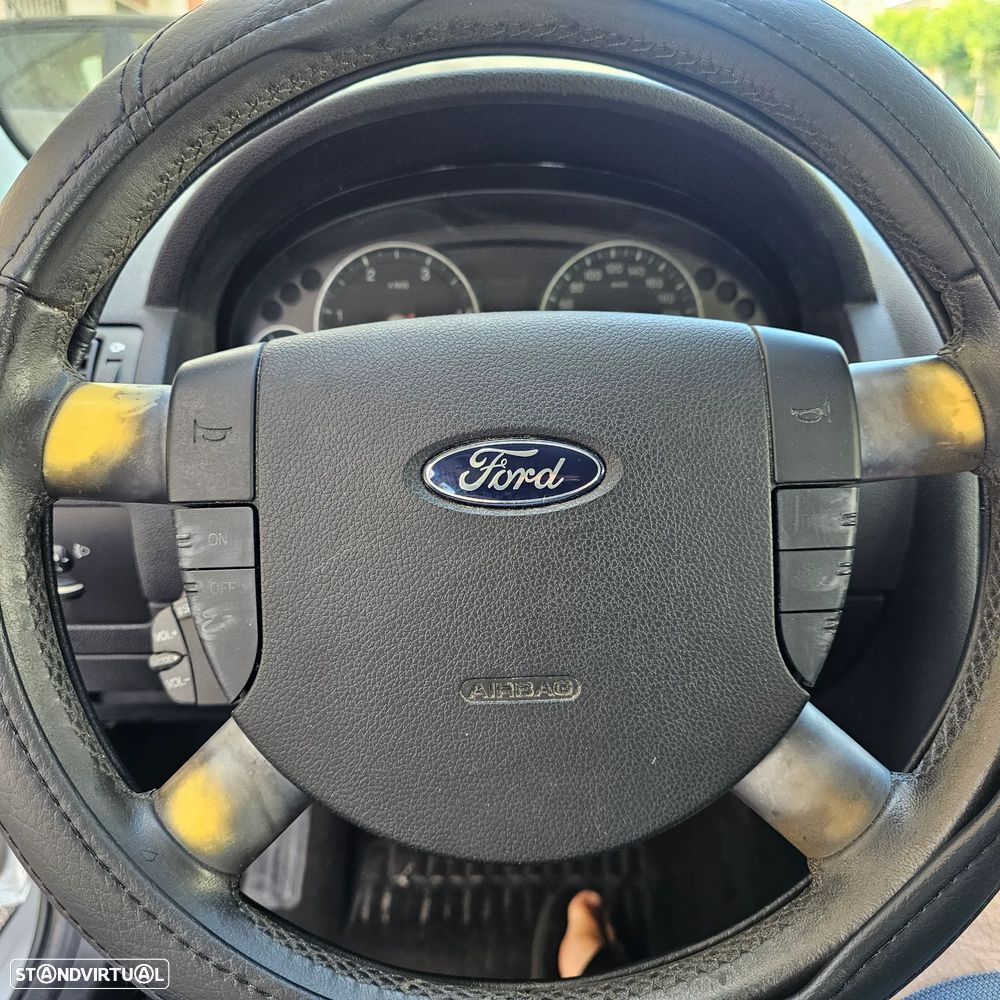 Ford Mondeo 2.0 TDCI Trend - 14