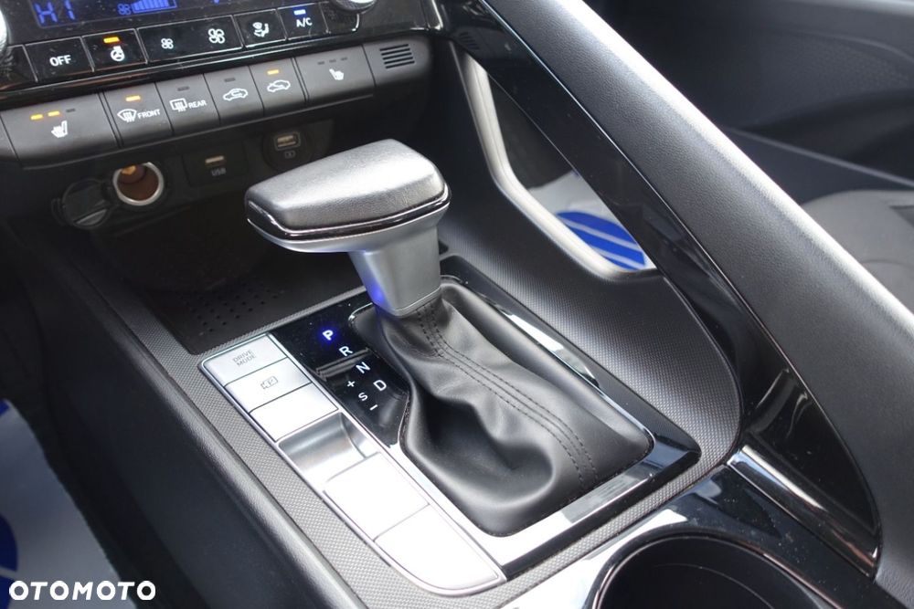 Hyundai Elantra - 14