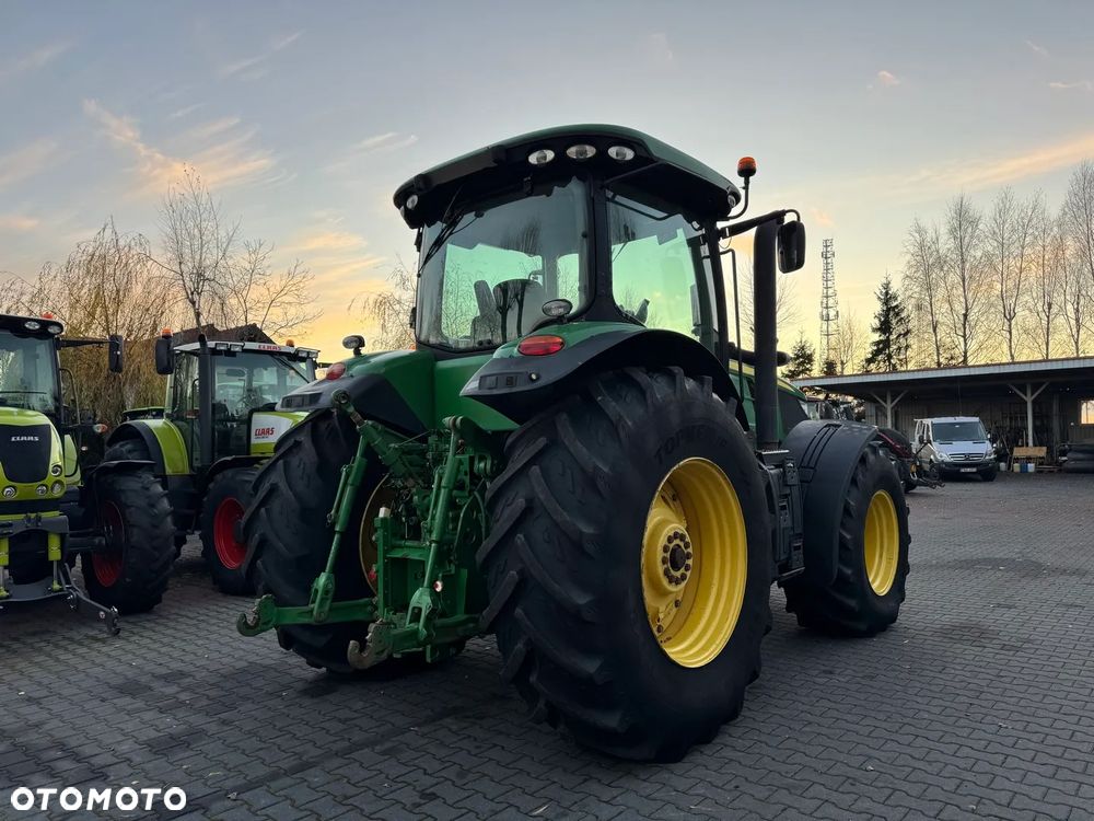 John Deere 7230R - 7