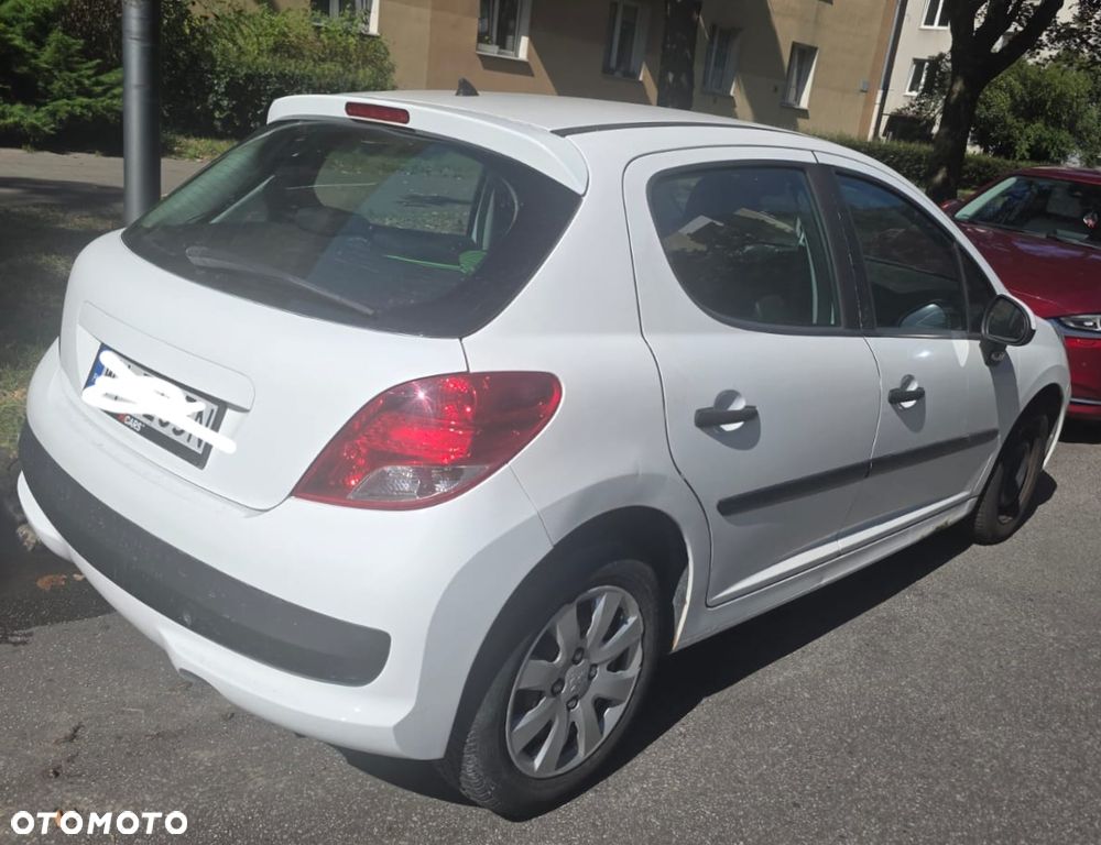 Peugeot 207 - 9