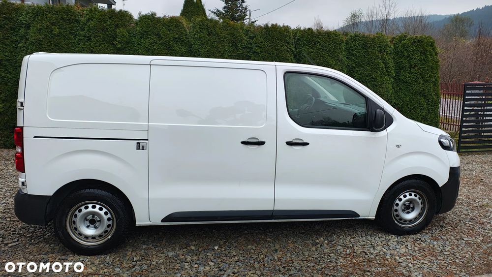 Opel Vivaro - 10
