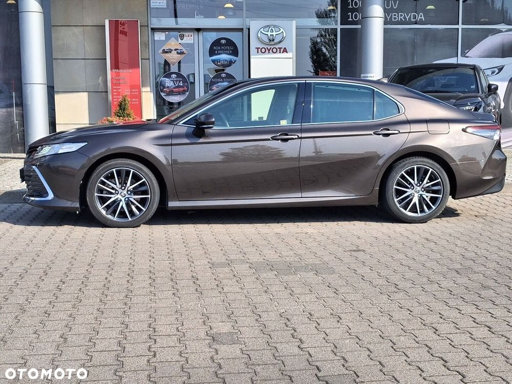 Toyota Camry 2.5 Hybrid Executive CVT - 3