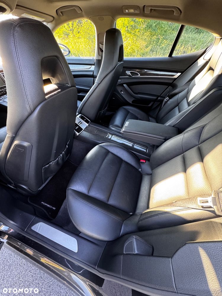 Porsche Panamera 4 PDK - 7