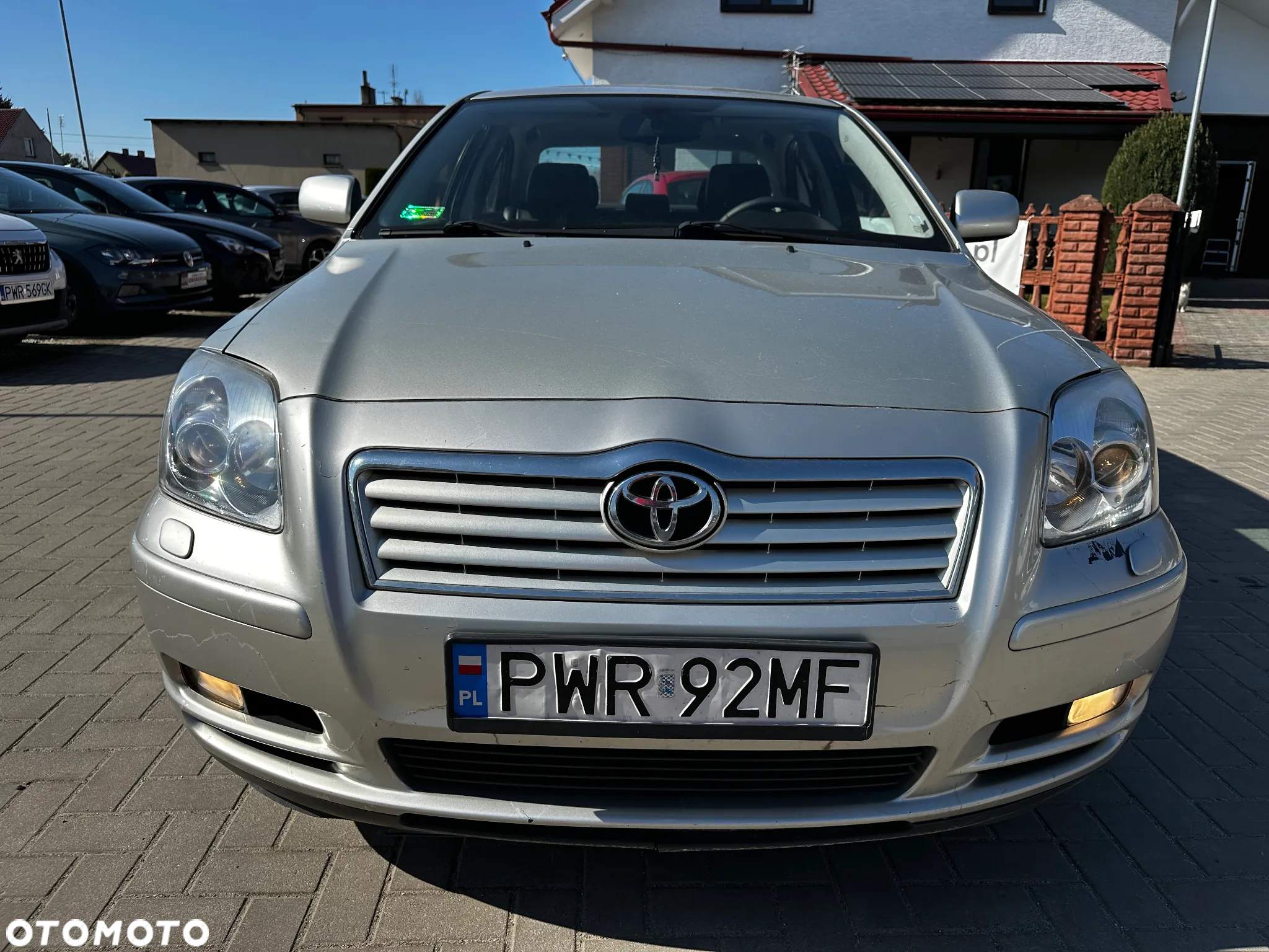Toyota Avensis - 37