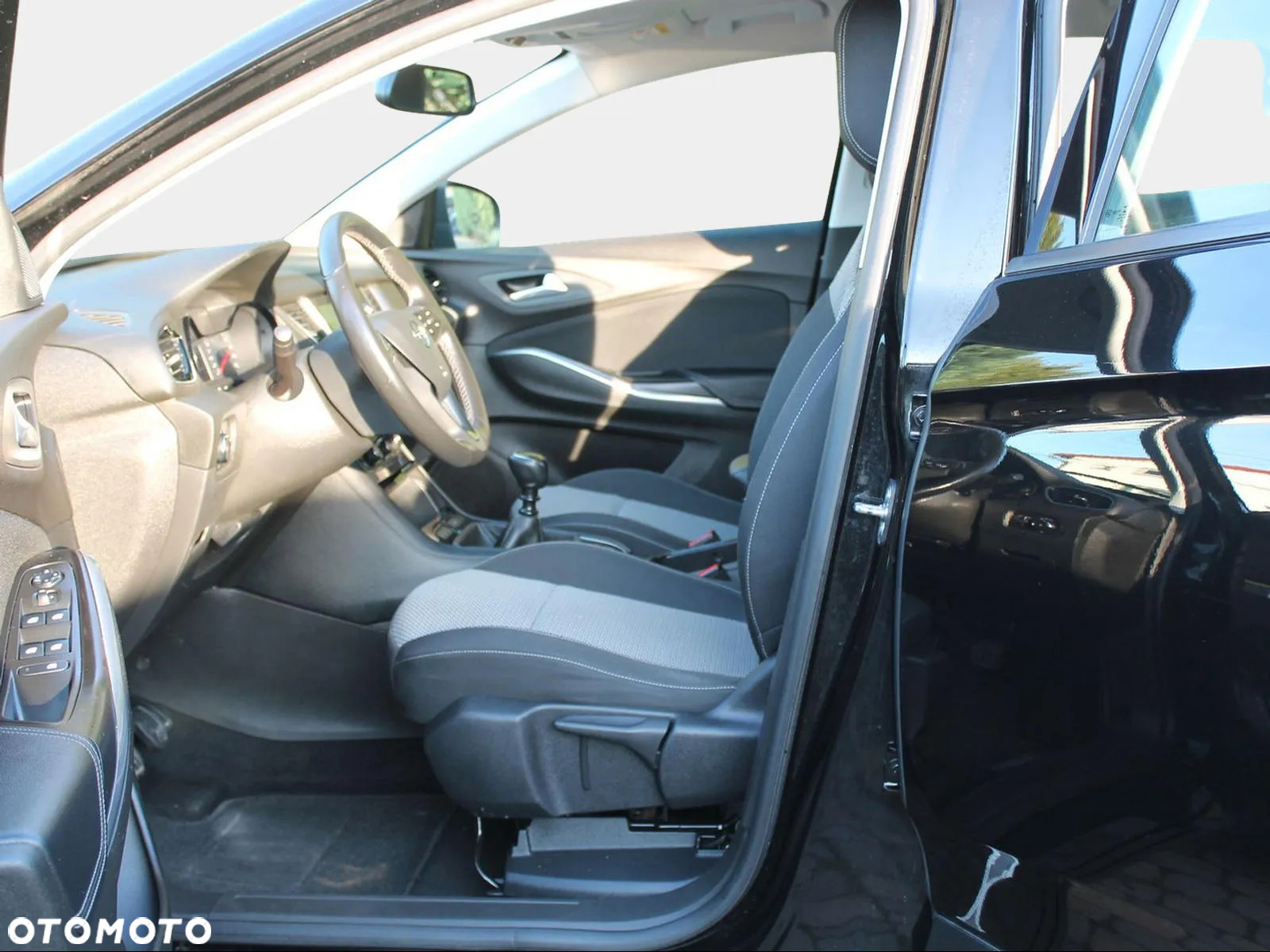 Opel Grandland X 1.6 D Start/Stop Business Edition - 5