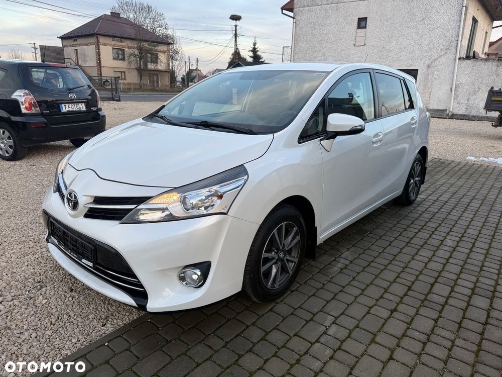 Toyota Verso 1.8 5-Sitzer Executive