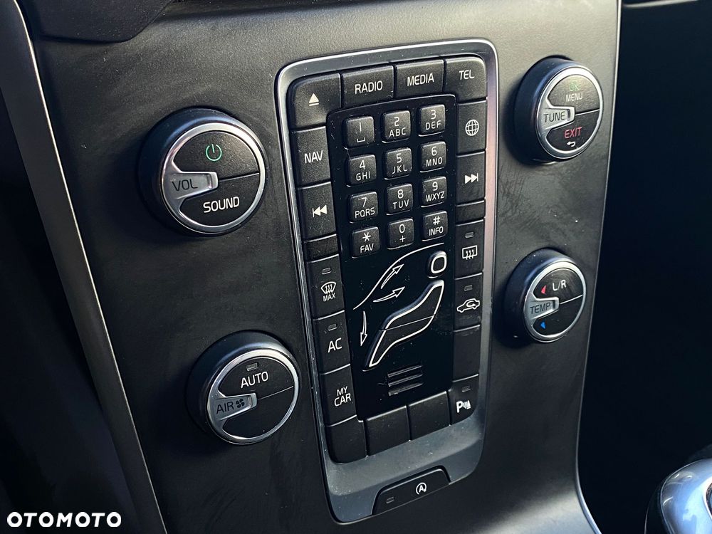 Volvo V40 T3 Drive-E Kinetic - 19