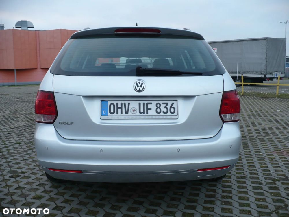 Volkswagen Golf 1.6 Team - 9