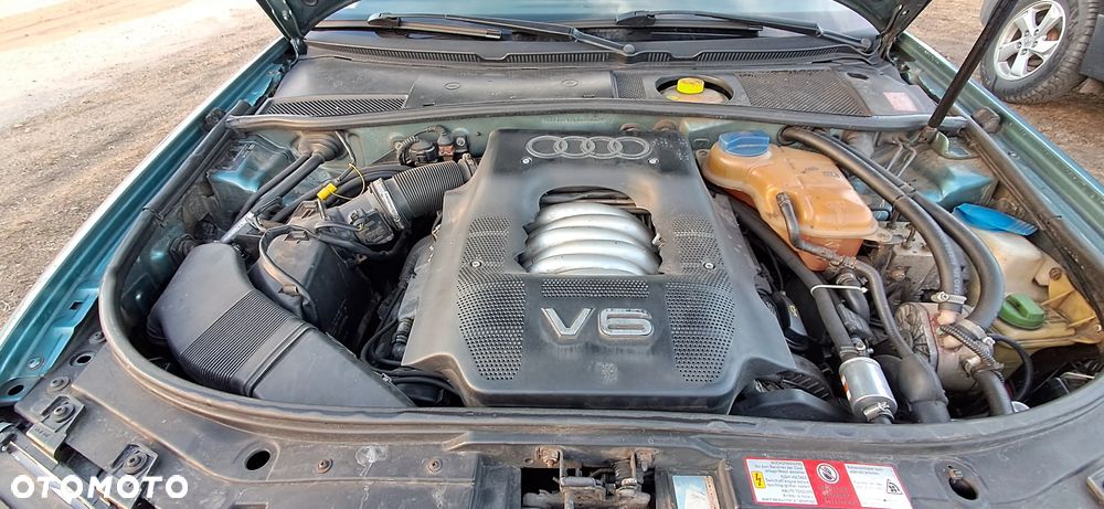 Audi A6 Limousine 2.4 - 28