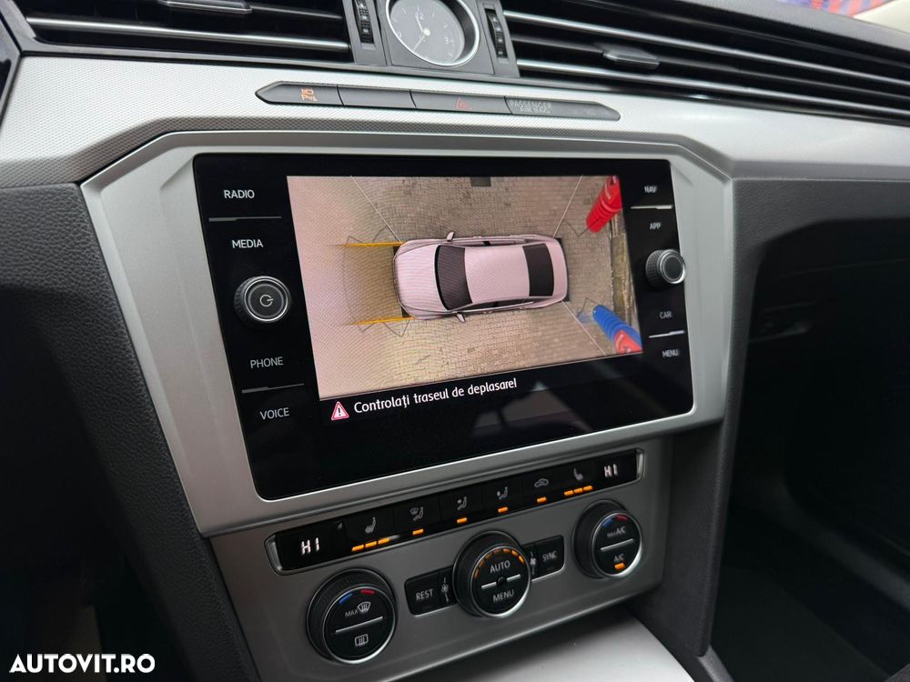 Volkswagen Passat 2.0 TDI DSG Comfortline - 17