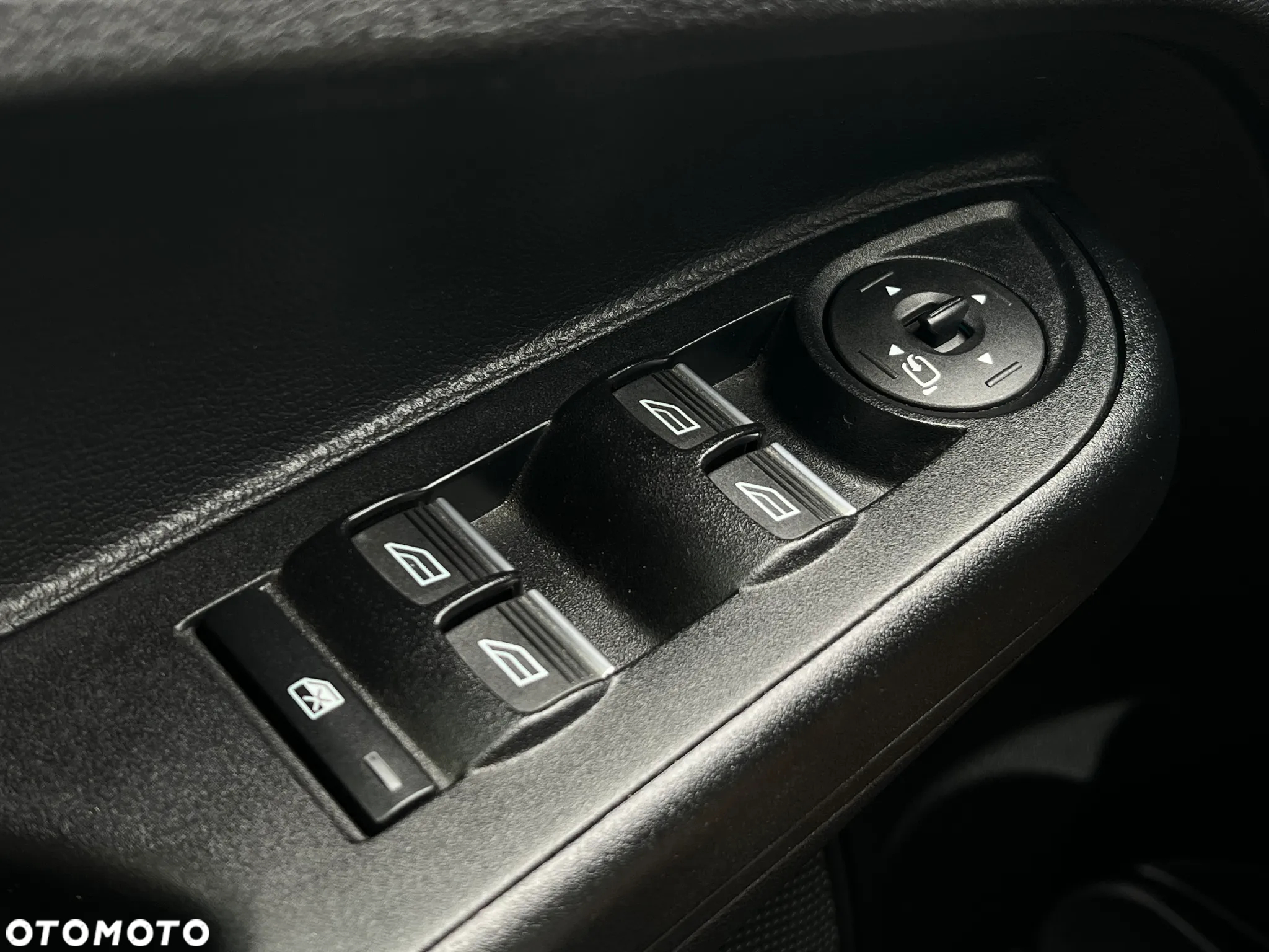 Ford B-MAX 1.0 EcoBoost Titanium - 22