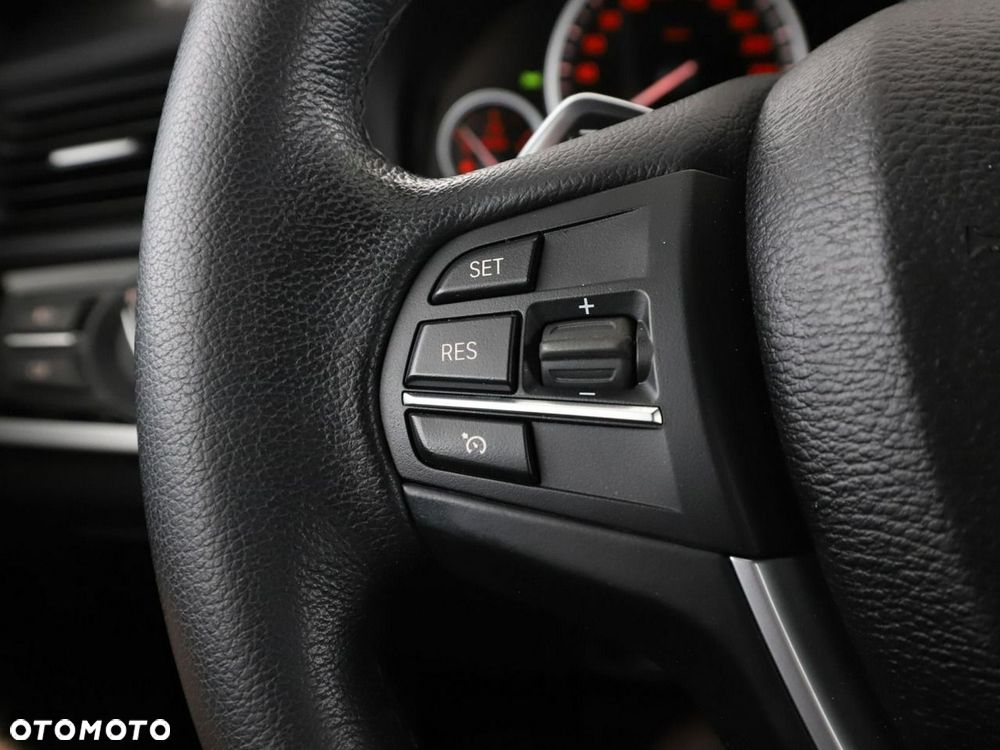 BMW X3 xDrive20d - 32