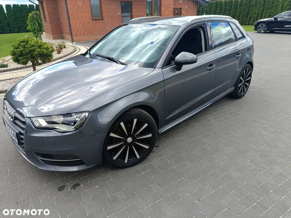 Audi A3 Sportback 1.6 TDI (clean diesel) Attraction - 1