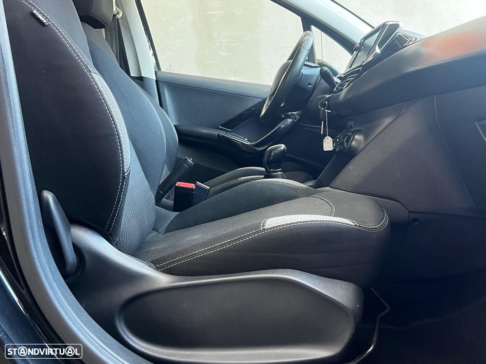 Peugeot 208 1.6 BlueHDi Allure - 15