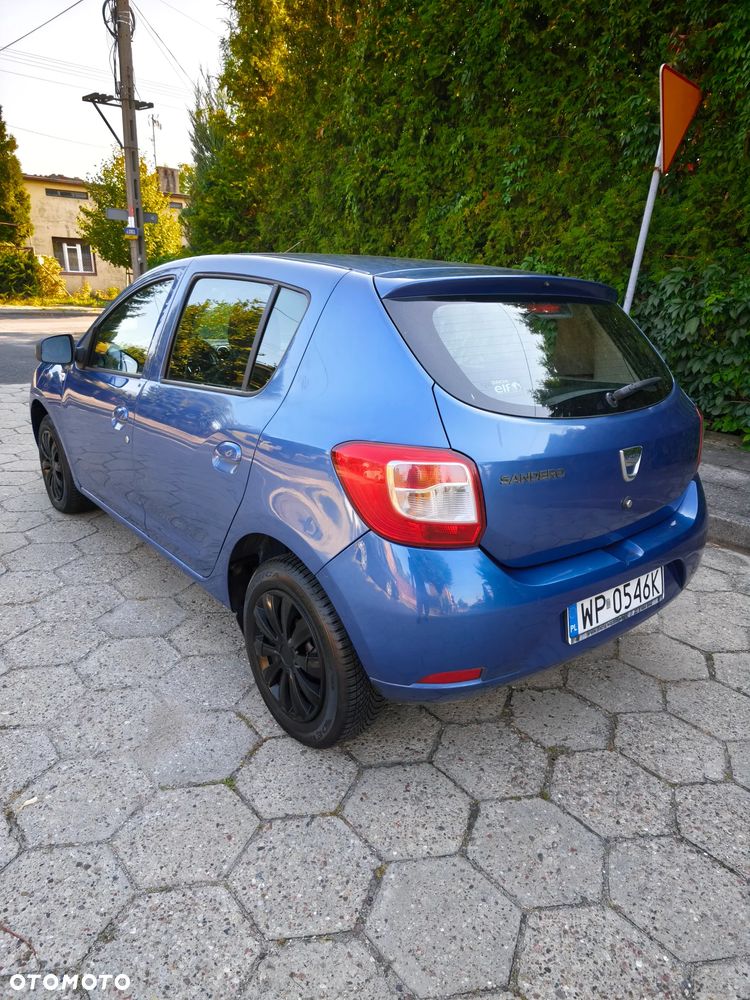Dacia Sandero 1.2 16V Celebration - 4