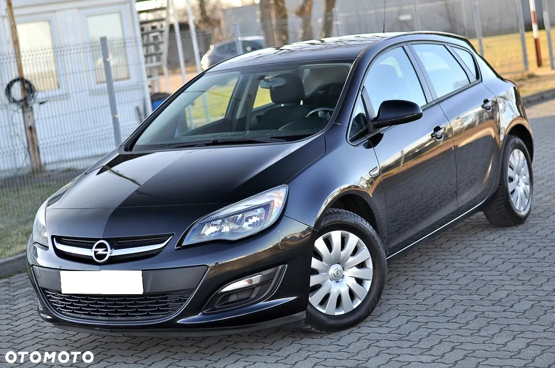 Opel Astra V 1.4 Essentia - 7