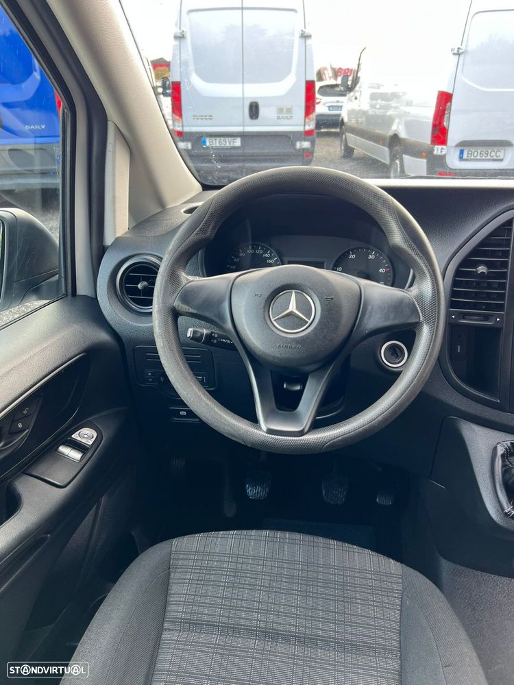 Mercedes-Benz Vito Tourer - 32