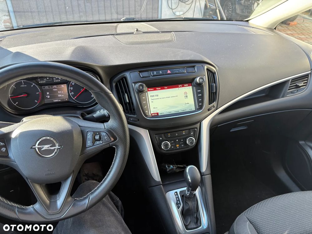 Opel Zafira 2.0 D (CDTI) Automatik Business Edition - 5