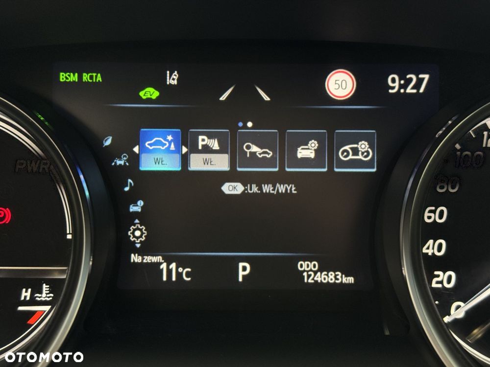 Toyota Camry - 36