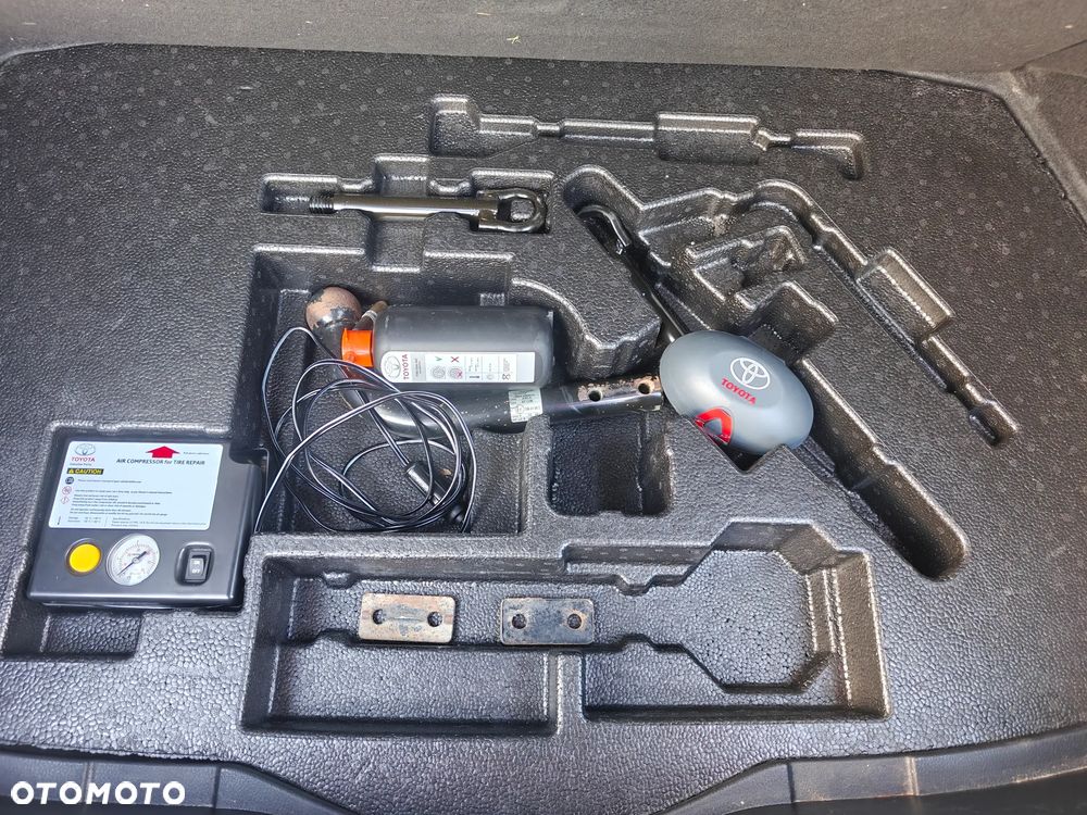 Toyota C-HR 1.8 Hybrid Prestige - 17