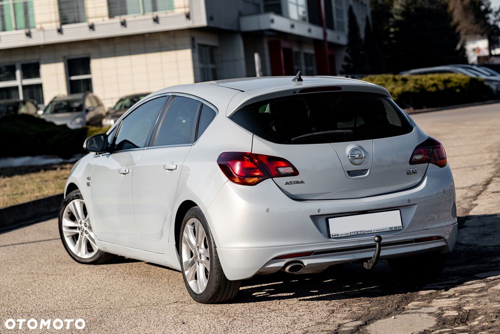 Opel Astra - 12