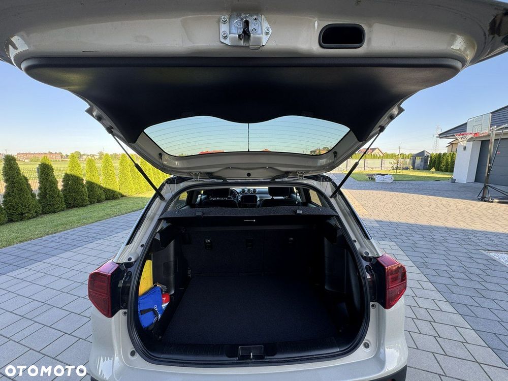 Suzuki Vitara - 32