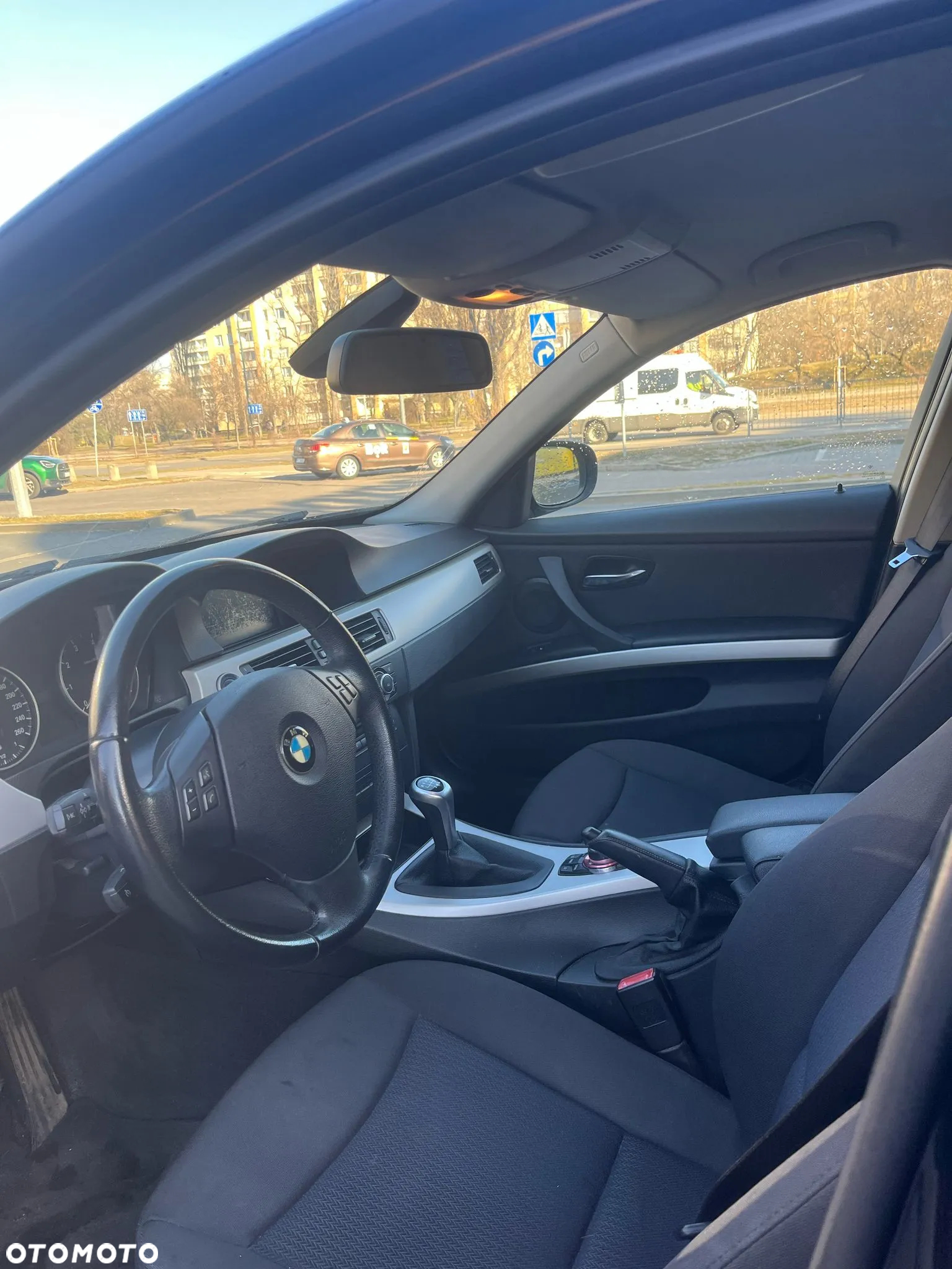 BMW Seria 3 318i Touring - 21