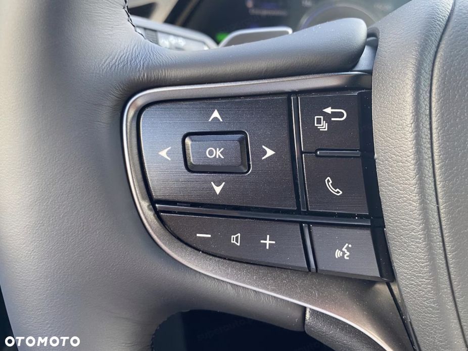 Lexus ES - 9